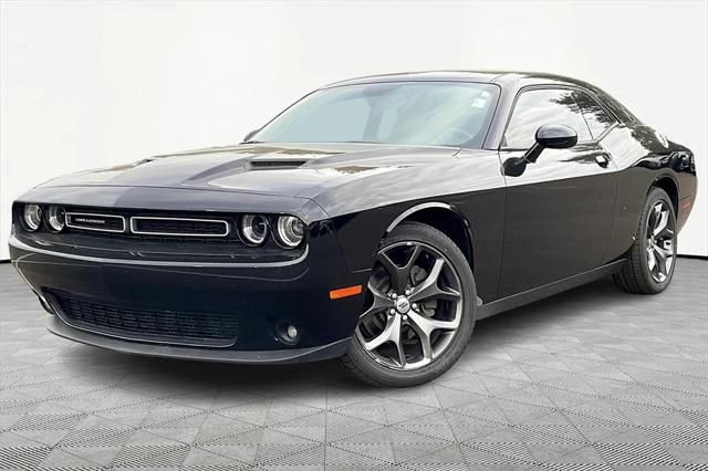 2018 Dodge Challenger SXT Plus