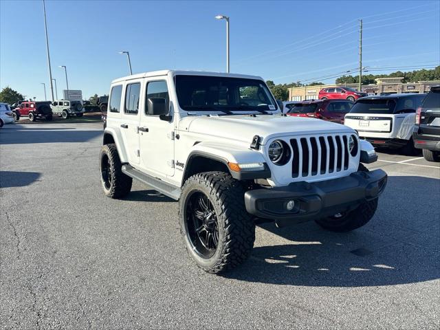 2022 Jeep Wrangler Unlimited Sahara Altitude 4x4