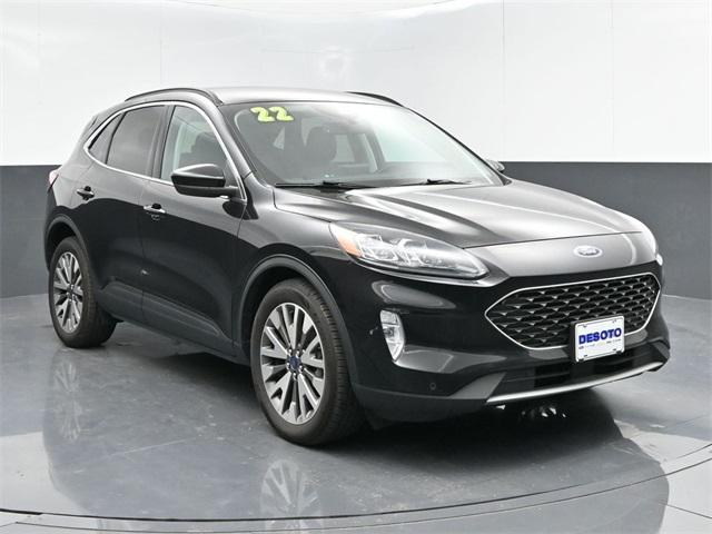 2022 Ford Escape Titanium Hybrid