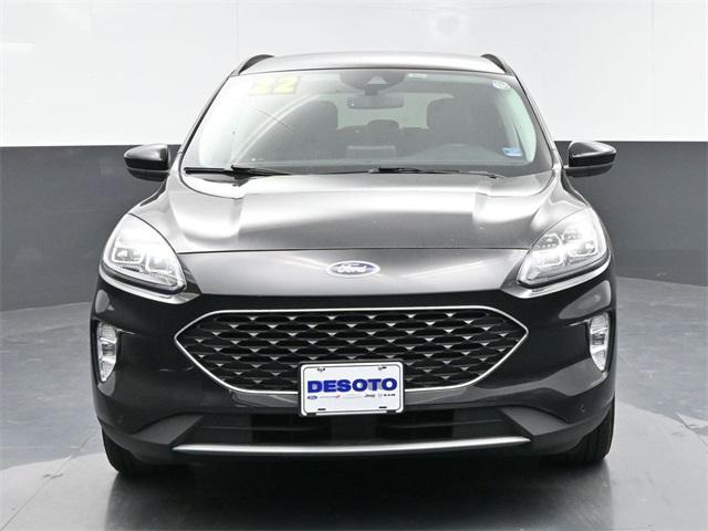 2022 Ford Escape Titanium Hybrid