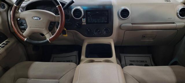 2003 Ford Expedition XLT