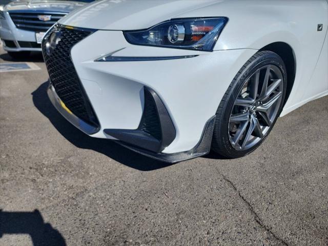 2017 Lexus IS 200t Base 4dr Sedan