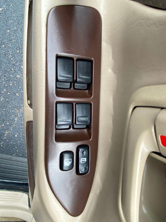 Used 2001 Toyota Land Cruiser For Sale in Pikeville, KY