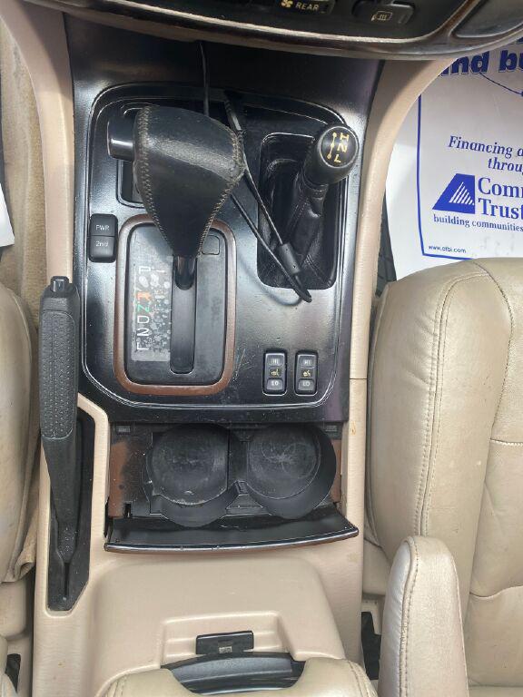 Used 2001 Toyota Land Cruiser For Sale in Pikeville, KY