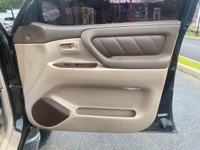 Used 2001 Toyota Land Cruiser For Sale in Pikeville, KY