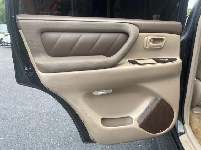 Used 2001 Toyota Land Cruiser For Sale in Pikeville, KY