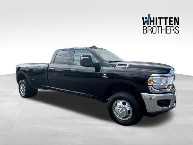 2024 RAM Ram 3500 RAM 3500 TRADESMAN CREW CAB 4X4 8 BOX