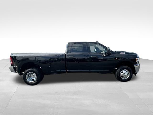 2024 RAM Ram 3500 RAM 3500 TRADESMAN CREW CAB 4X4 8 BOX