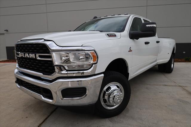 2024 RAM Ram 3500 RAM 3500 TRADESMAN CREW CAB 4X4 8 BOX