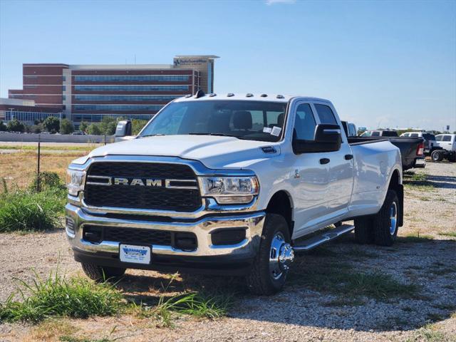 2024 RAM Ram 3500 RAM 3500 TRADESMAN CREW CAB 4X4 8 BOX