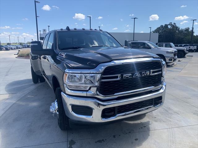 2024 RAM Ram 3500 RAM 3500 TRADESMAN CREW CAB 4X4 8 BOX