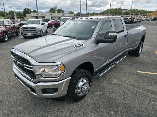 2024 RAM Ram 3500 RAM 3500 TRADESMAN CREW CAB 4X4 8 BOX