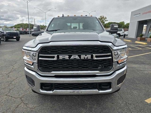 2024 RAM Ram 3500 RAM 3500 TRADESMAN CREW CAB 4X4 8 BOX