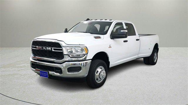 2024 RAM Ram 3500 RAM 3500 TRADESMAN CREW CAB 4X4 8 BOX