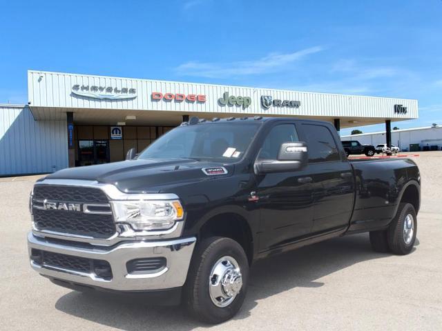 2024 RAM Ram 3500 RAM 3500 TRADESMAN CREW CAB 4X4 8 BOX