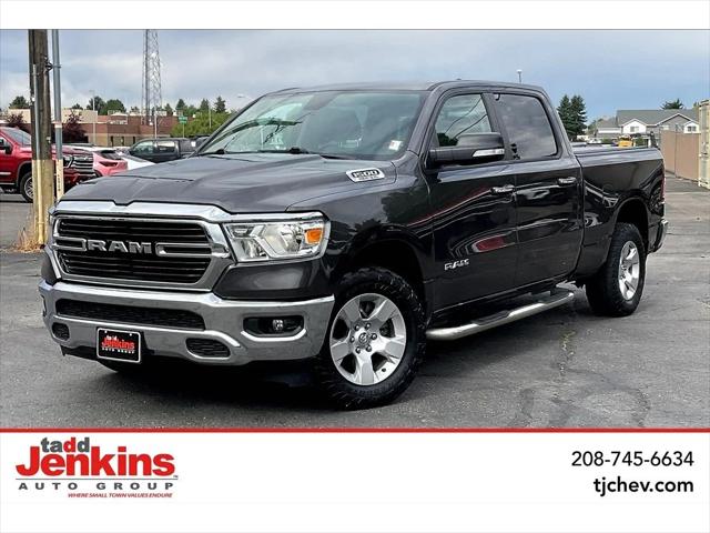 2020 RAM 1500 Big Horn Crew Cab 4x4 64 Box