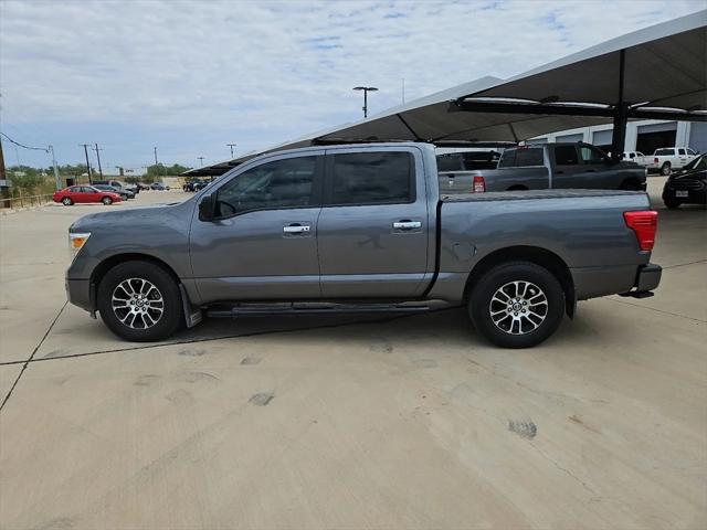 2021 Nissan TITAN Crew Cab SV 4x2