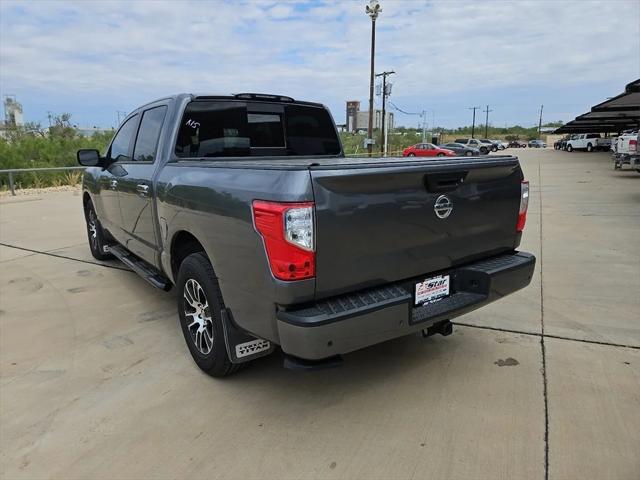 2021 Nissan TITAN Crew Cab SV 4x2