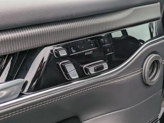2024 Jeep Grand Wagoneer L Series II 4x4