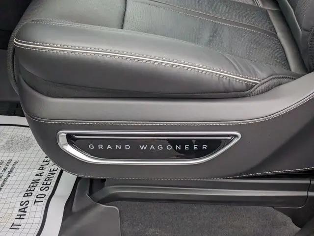 2024 Jeep Grand Wagoneer L Series II 4x4
