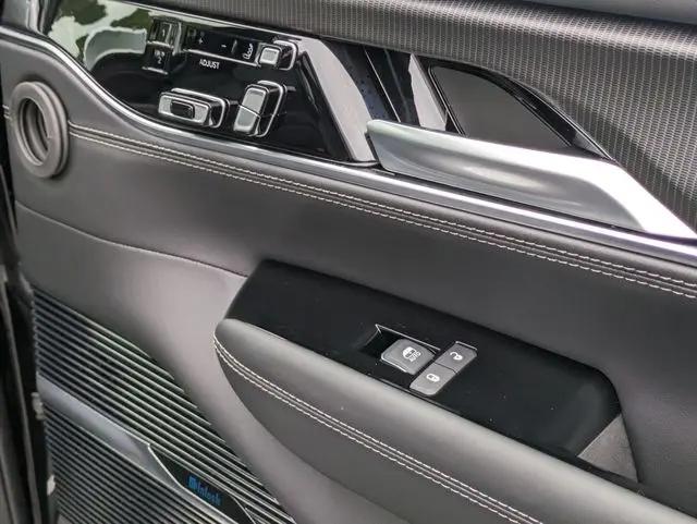 2024 Jeep Grand Wagoneer L Series II 4x4
