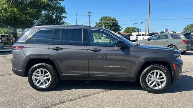 2024 Jeep Grand Cherokee Laredo X 4x4