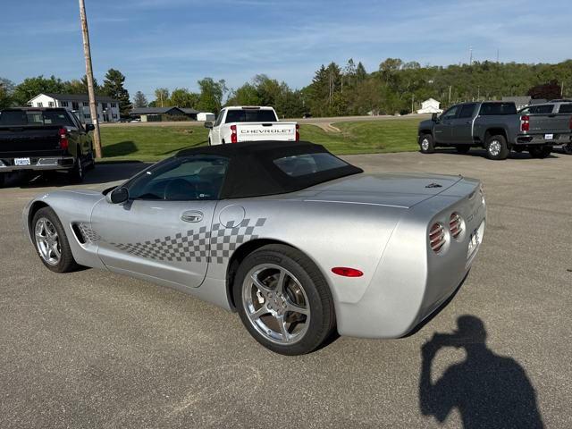 2002 Chevrolet Corvette Base