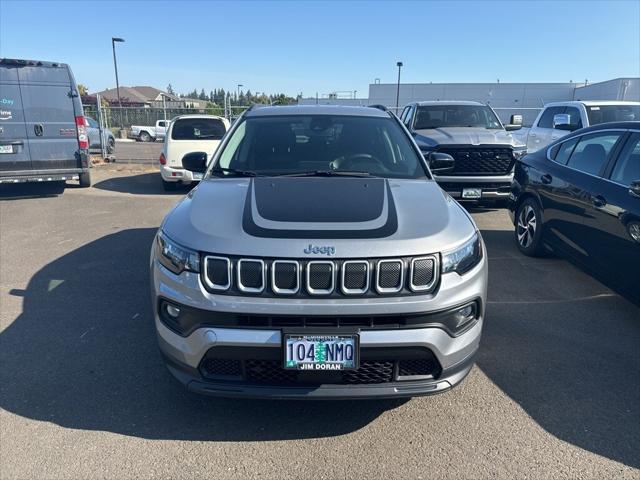 2022 Jeep Compass Latitude FWD