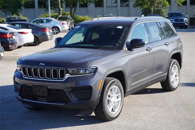 2024 Jeep Grand Cherokee Laredo X 4x4