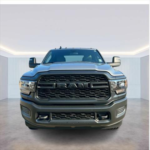 2024 RAM 2500 Tradesman Crew Cab 4x4 64 Box