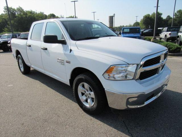2022 RAM 1500 Classic SLT Crew Cab 4x2 64 Box