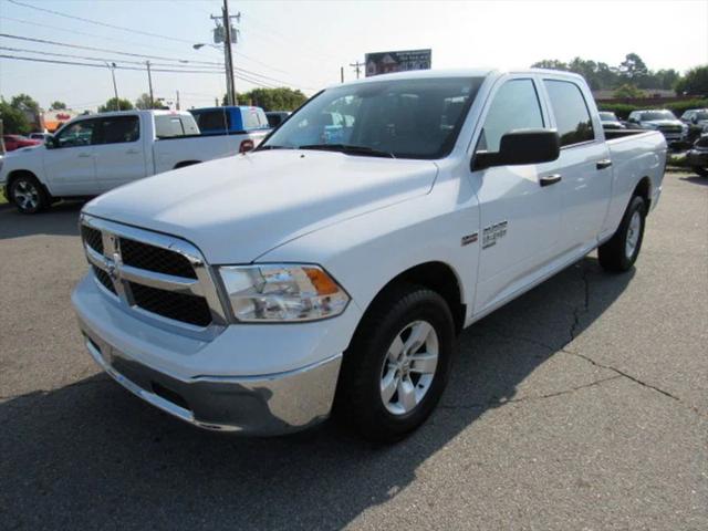 2022 RAM 1500 Classic SLT Crew Cab 4x2 64 Box