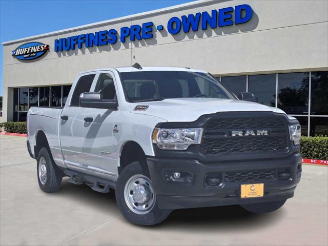 2022 RAM 2500 Tradesman Crew Cab 4x4 64 Box