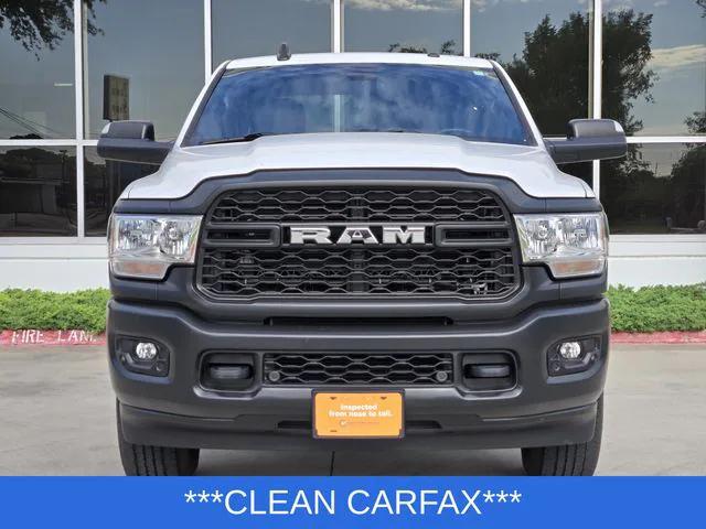 2022 RAM 3500 Tradesman Crew Cab 4x4 8 Box