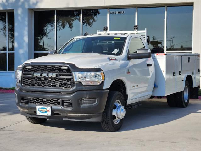 2022 RAM 3500 Chassis Tradesman/SLT