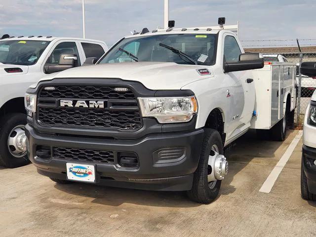 2022 RAM 3500 Chassis Tradesman/SLT