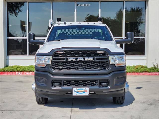 2022 RAM 3500 Chassis Tradesman/SLT