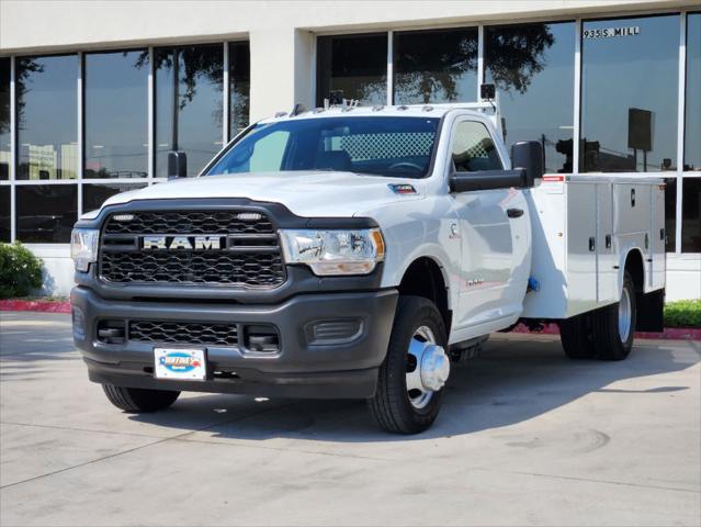 2022 RAM 3500 Chassis Tradesman/SLT