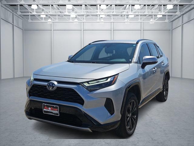 2023 Toyota RAV4 Hybrid SE