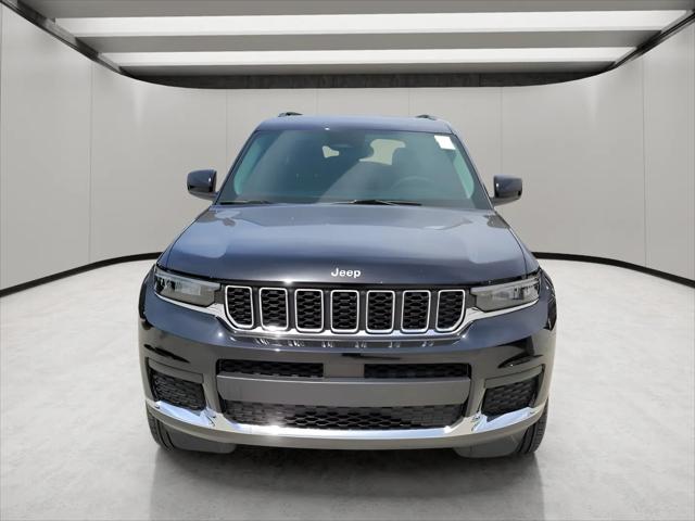 2023 Jeep Grand Cherokee L Laredo 4x4