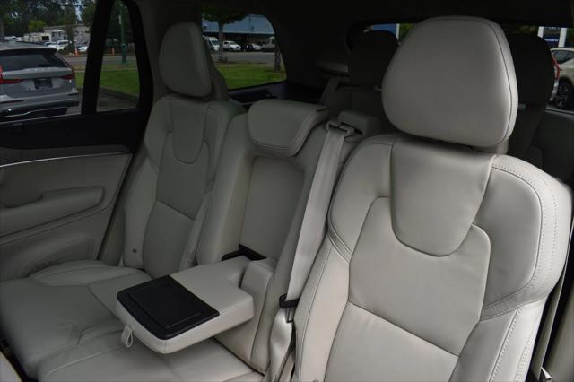 2025 Volvo XC90 Plug-In Hybrid Ultra