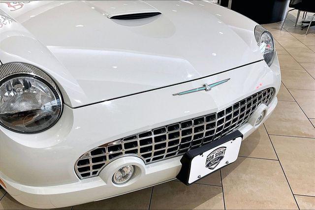 2002 Ford Thunderbird Base