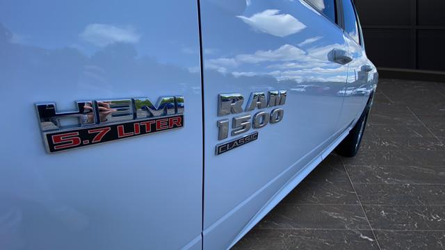2019 Ram 1500 Classic Big Horn Crew Cab 4x4 5'7" Box