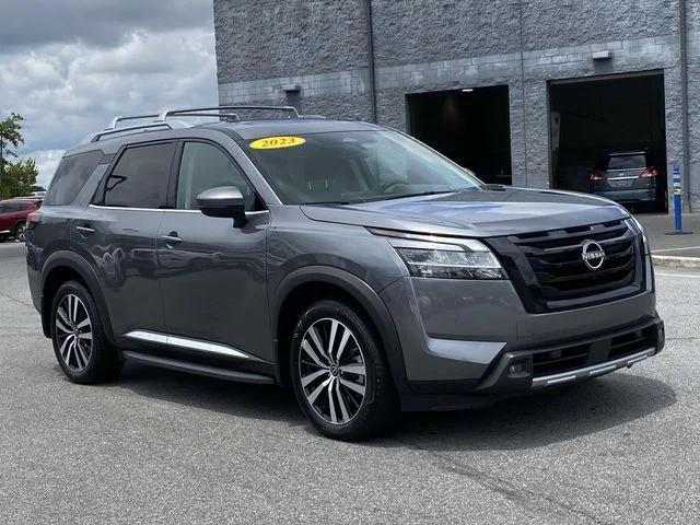 2023 Nissan Pathfinder Platinum 4WD