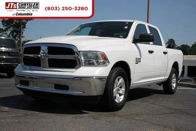 2022 RAM 1500 Classic SLT Crew Cab 4x2 57 Box