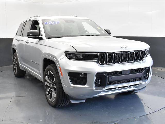 2023 Jeep Grand Cherokee Overland 4x2