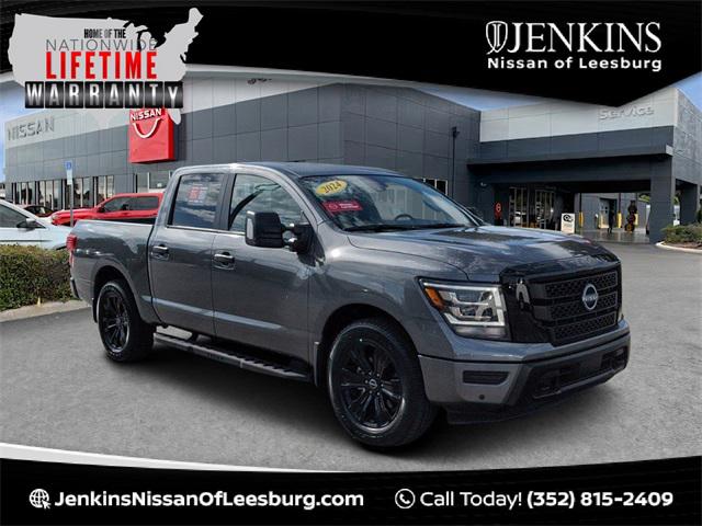 2024 Nissan TITAN Crew Cab SV 4x2