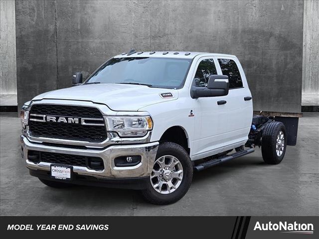2024 RAM Ram 3500 Chassis Cab RAM 3500 TRADESMAN CREW CAB CHASSIS 4X2 60 CA