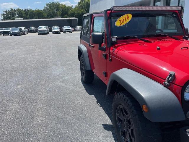 2016 Jeep Wrangler Sport