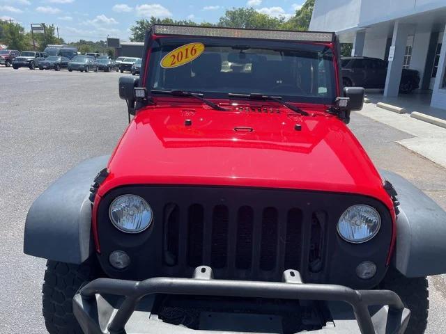 2016 Jeep Wrangler Sport